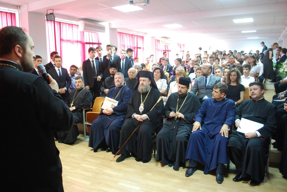Final de an şcolar la Seminarul din Capitală 71331