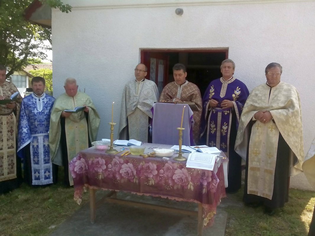 Cerc pastoral-misionar în parohia doljeană Dragoteşti 71290