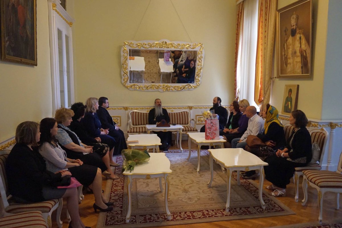 IPS Mitropolit Teofan s-a întâlnit cu membrii Asociaţiei PRORELIS 71285