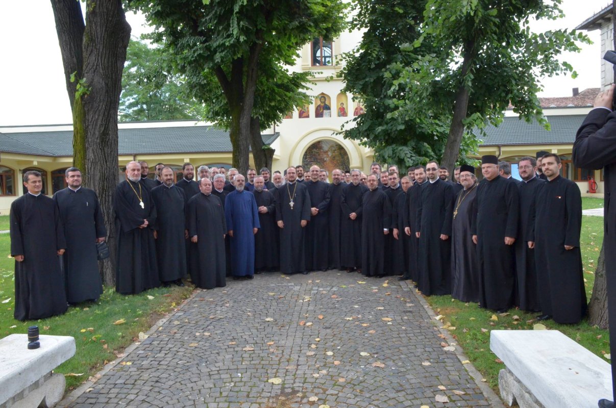 Tinerii sunt prioritatea misiunii parohiei 71271