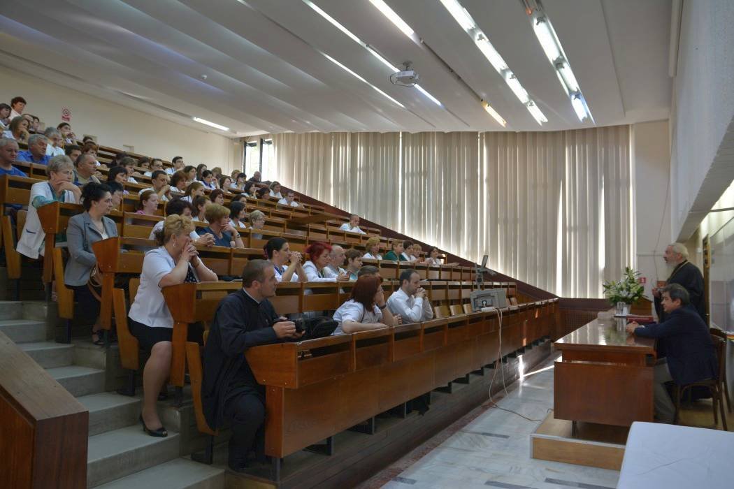 IPS Mitropolit Andrei s-a întâlnit cu medici clujeni 71210