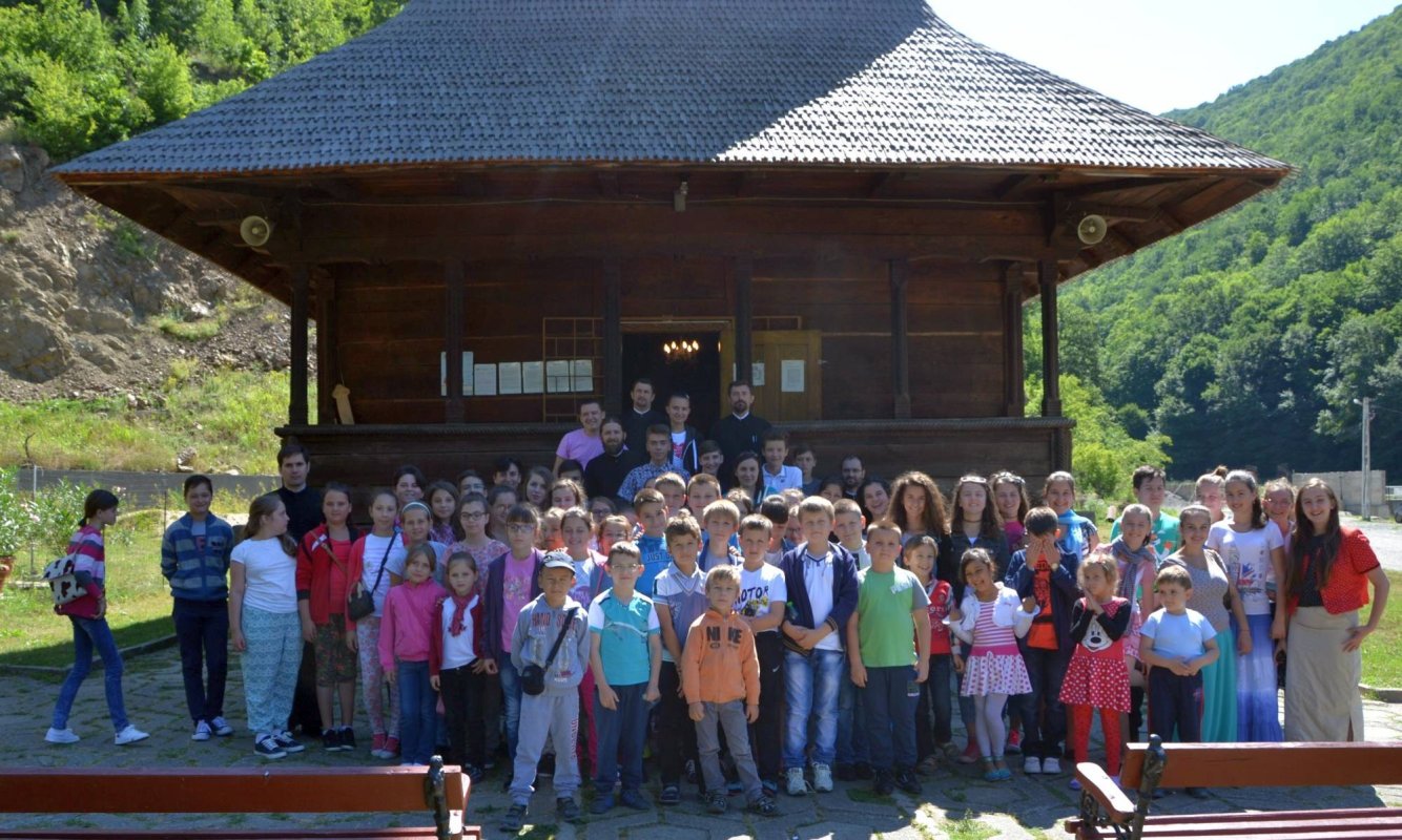 Vizite la mănăstiri de lângă Orșova 71213