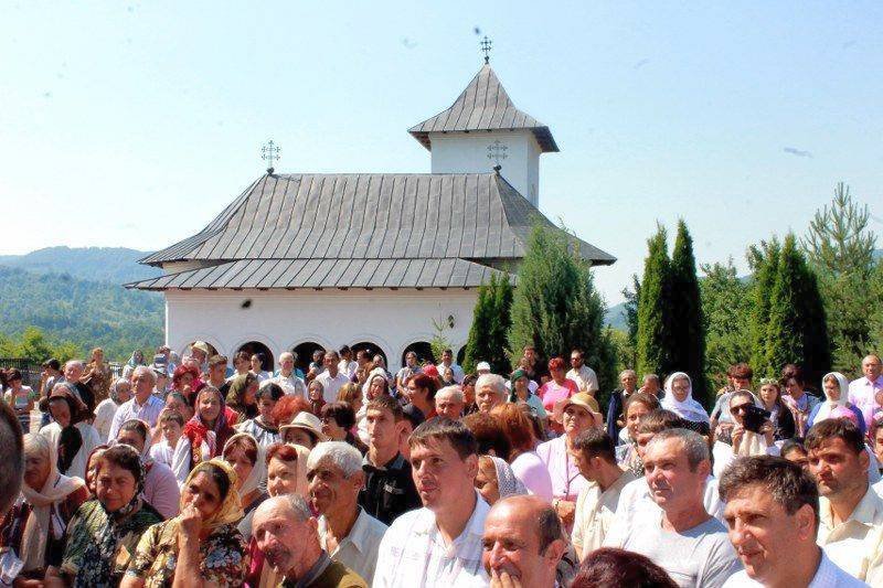 Mănăstirea Corbeni și-a serbat hramul 71199