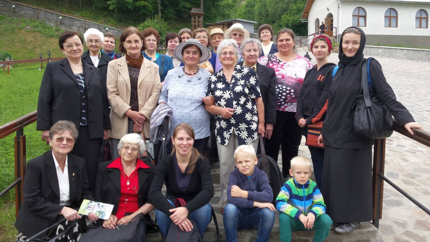 Pelerinaj pentru preotese clujene 71164