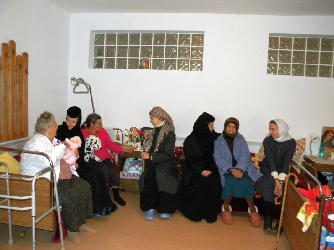 Compasiunea, virtutea care ne face din nou oameni 71225