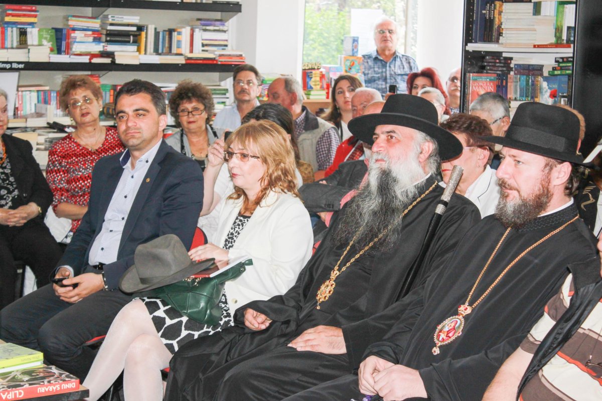 Eveniment cultural la Râmnicu Vâlcea 71137