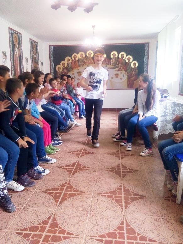 „Atelierele vacanţei“, în Parohia Păltinata 71086