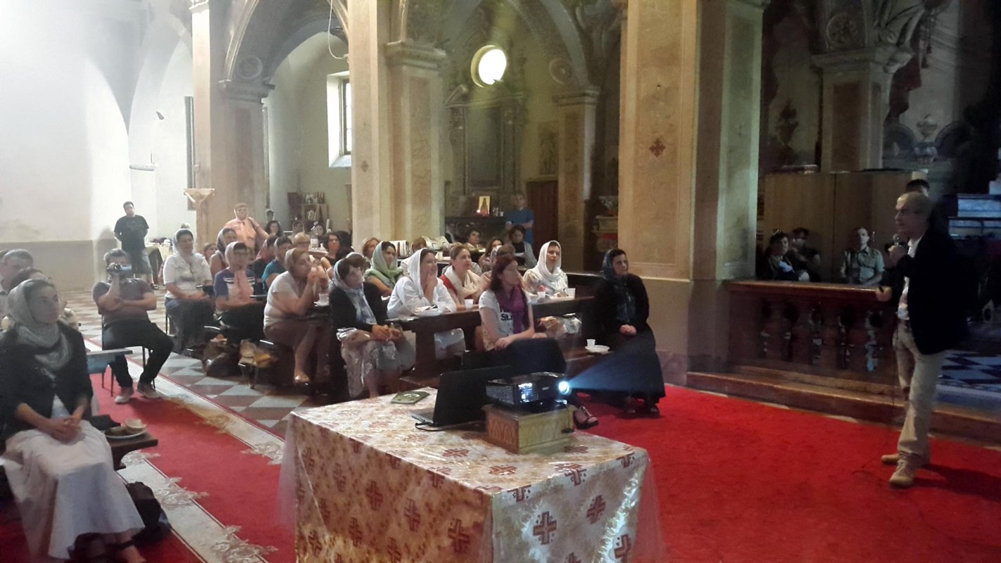 Conferință despre alimentația sănătoasă în Parohia Como din Italia 71100