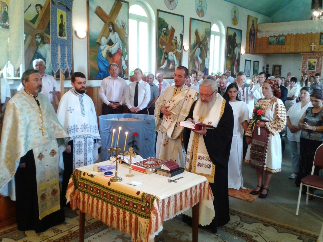 Taina Botezului la Centrul de la Nuşeni, Bistriţa-Năsăud 71090