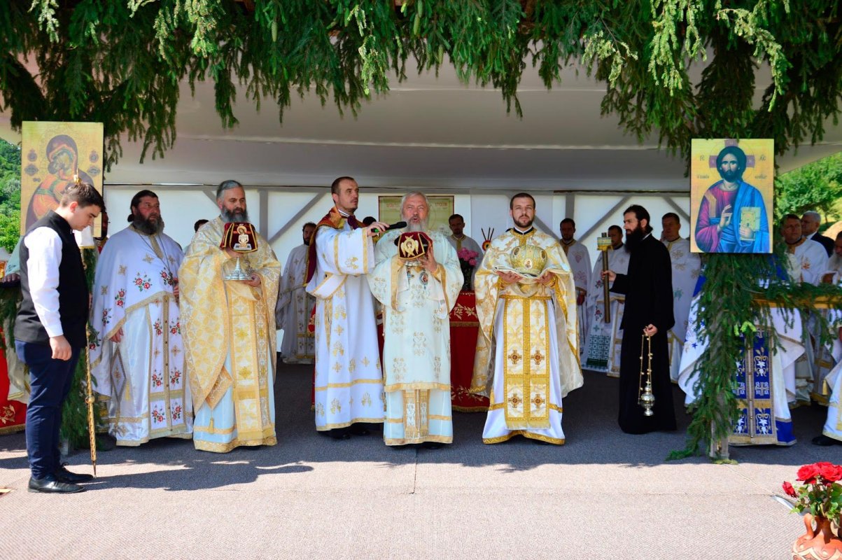 Hram la mănăstirea clujeană de la Vad, ctitorie ştefaniană 71003