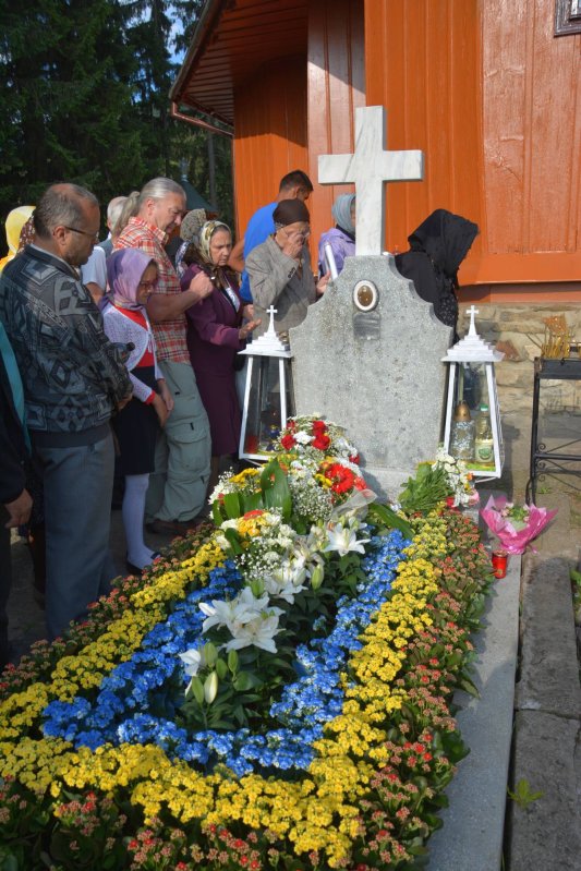 Protosinghelul Nicodim Măndiţă şi satul Schitu Frumoasa 70980