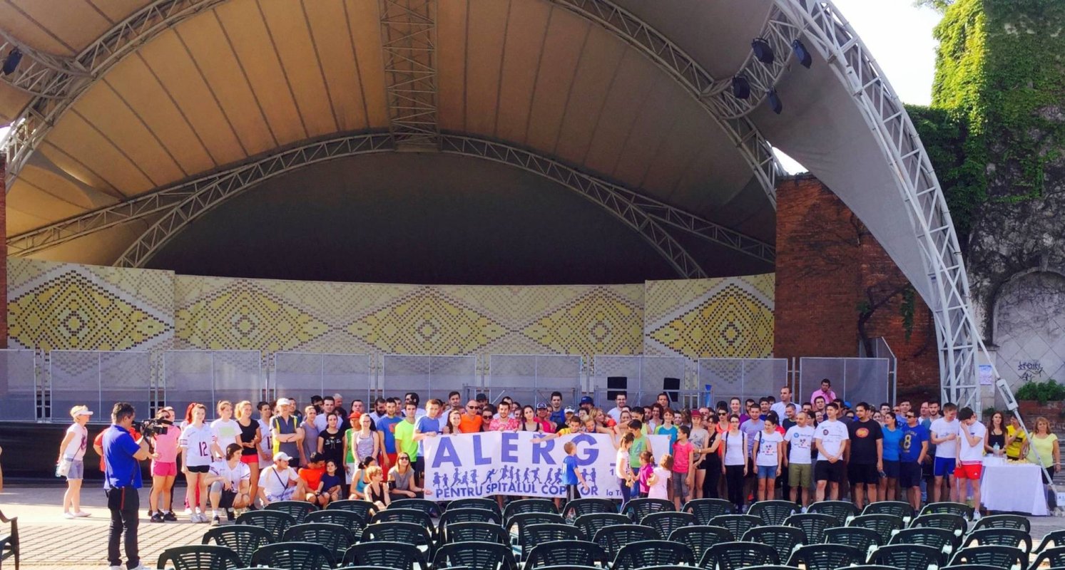 Acțiune caritabilă a Centrului de voluntariat al Episcopiei Caransebeșului 70949