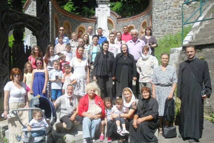 Pelerini clujeni în Maramureş 70936