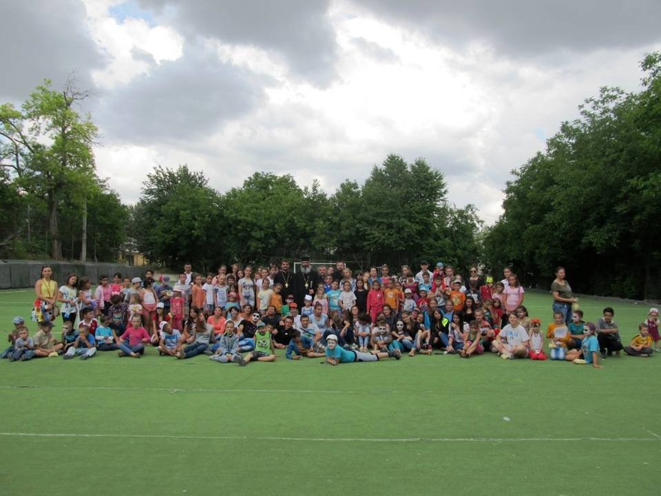 Tabere de vară în Basarabia şi Italia 70940