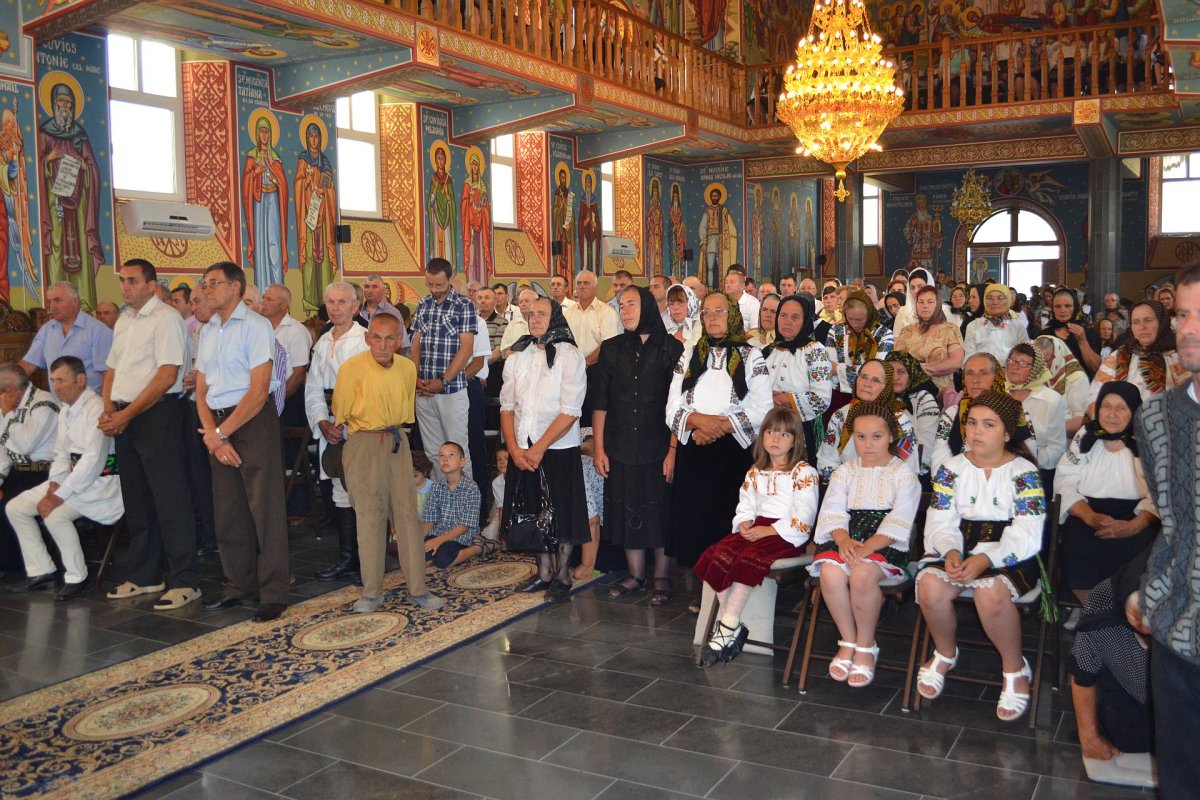 Sfântul Procopie, cinstit la Milişăuţi 70888