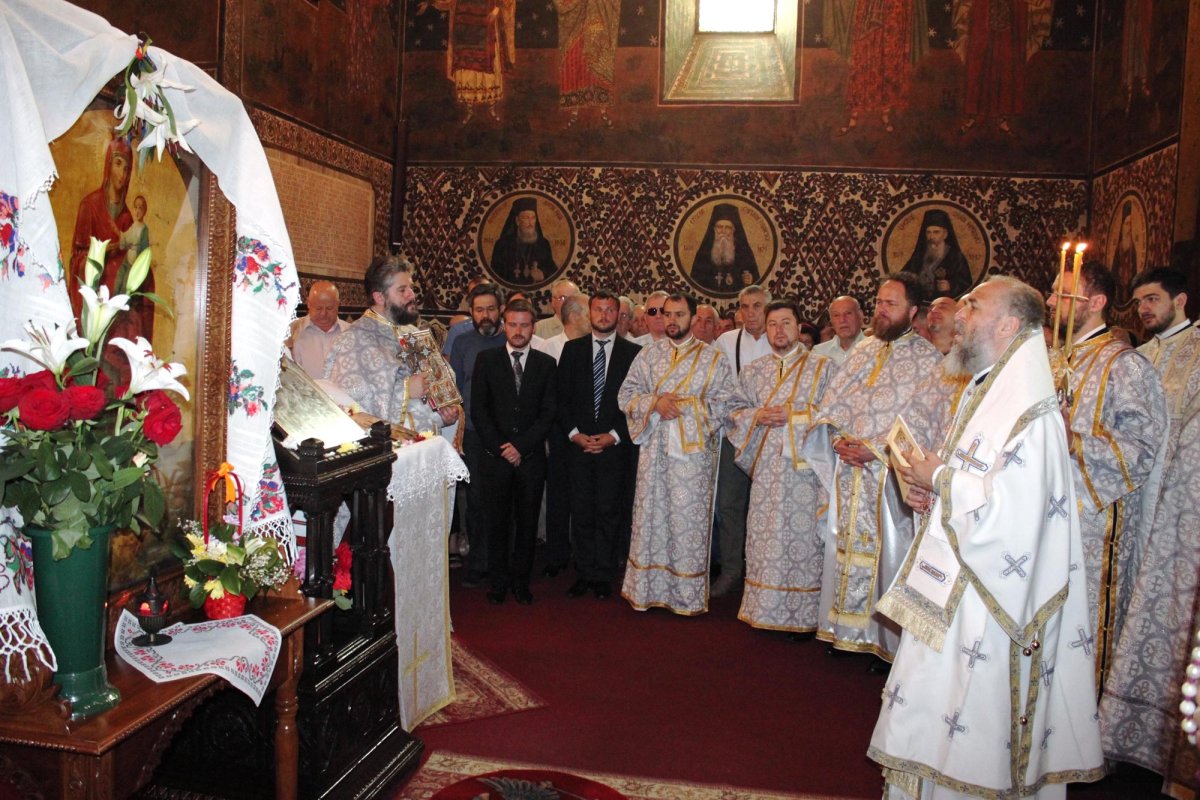 "Prodromiţa", cinstită cu mare evlavie la Galaţi 70842