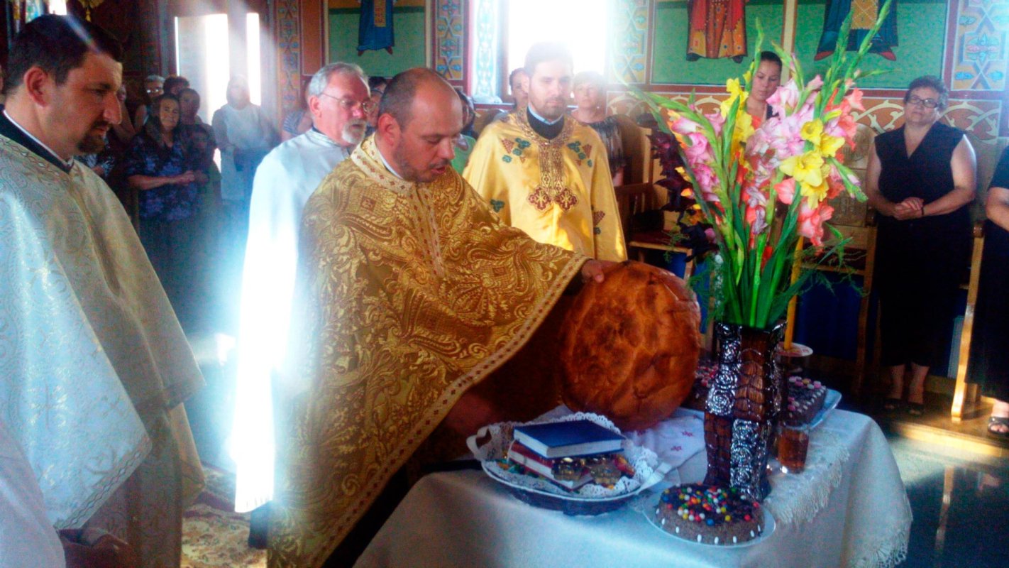 Împreună-slujire între români şi sârbi pe malul Dunării 70793