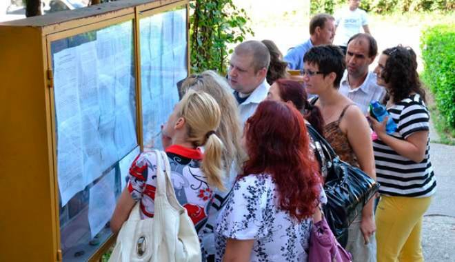 Mai puţin de jumătate dintre profesori au obţinut definitivatul 70780