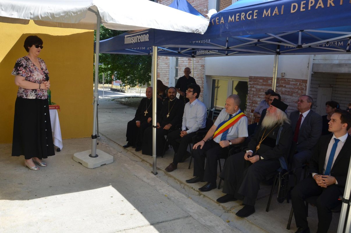 Inaugurarea întreprinderii sociale din Săcălaz 70745
