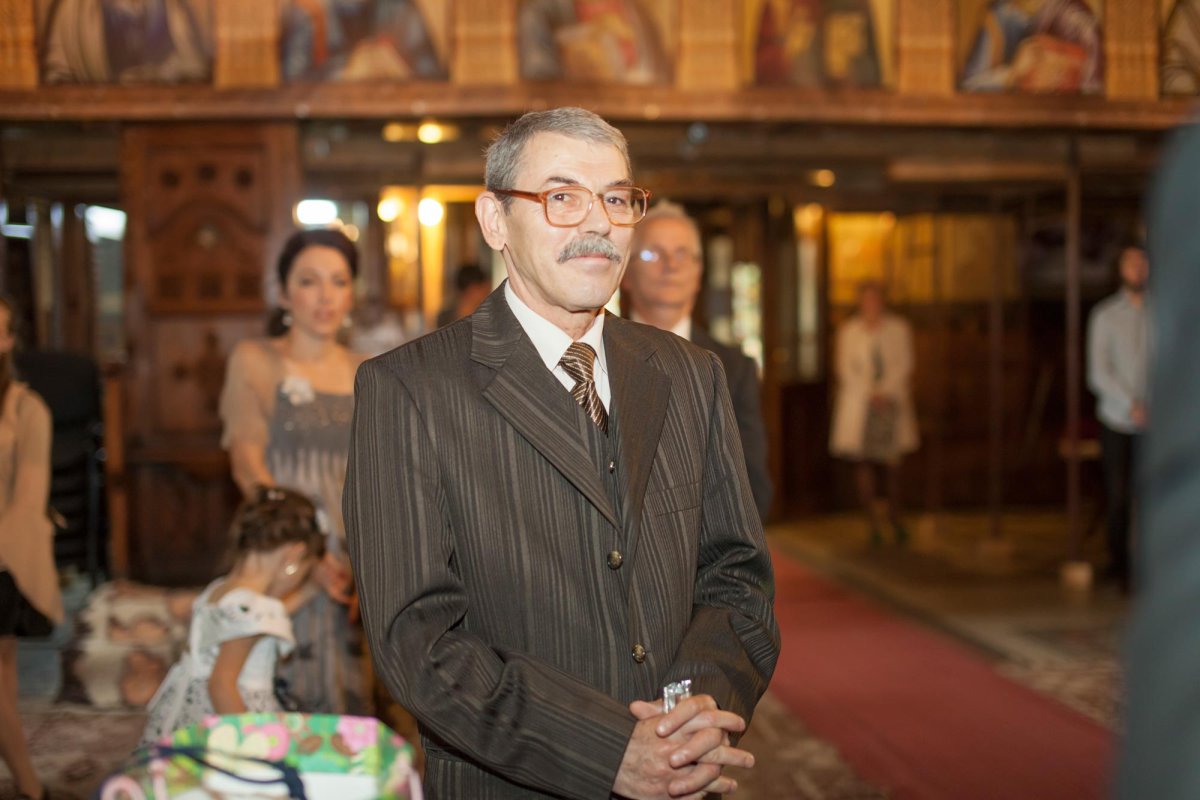 Profesorul Ion Diaconescu sau bucuria tălmăcirii 70754