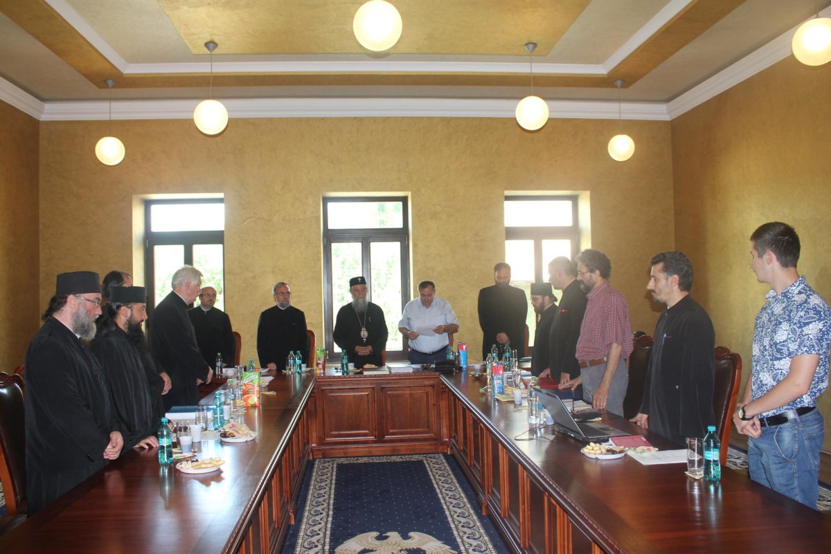 Un nou doctor în teologie la Craiova 70721