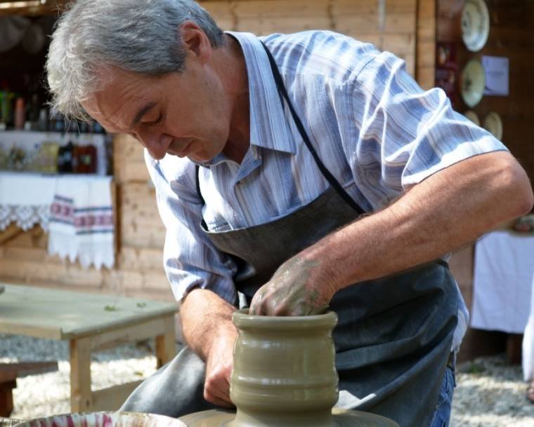 Târg al olarilor în Muzeul din Dumbrava Sibiului 70653