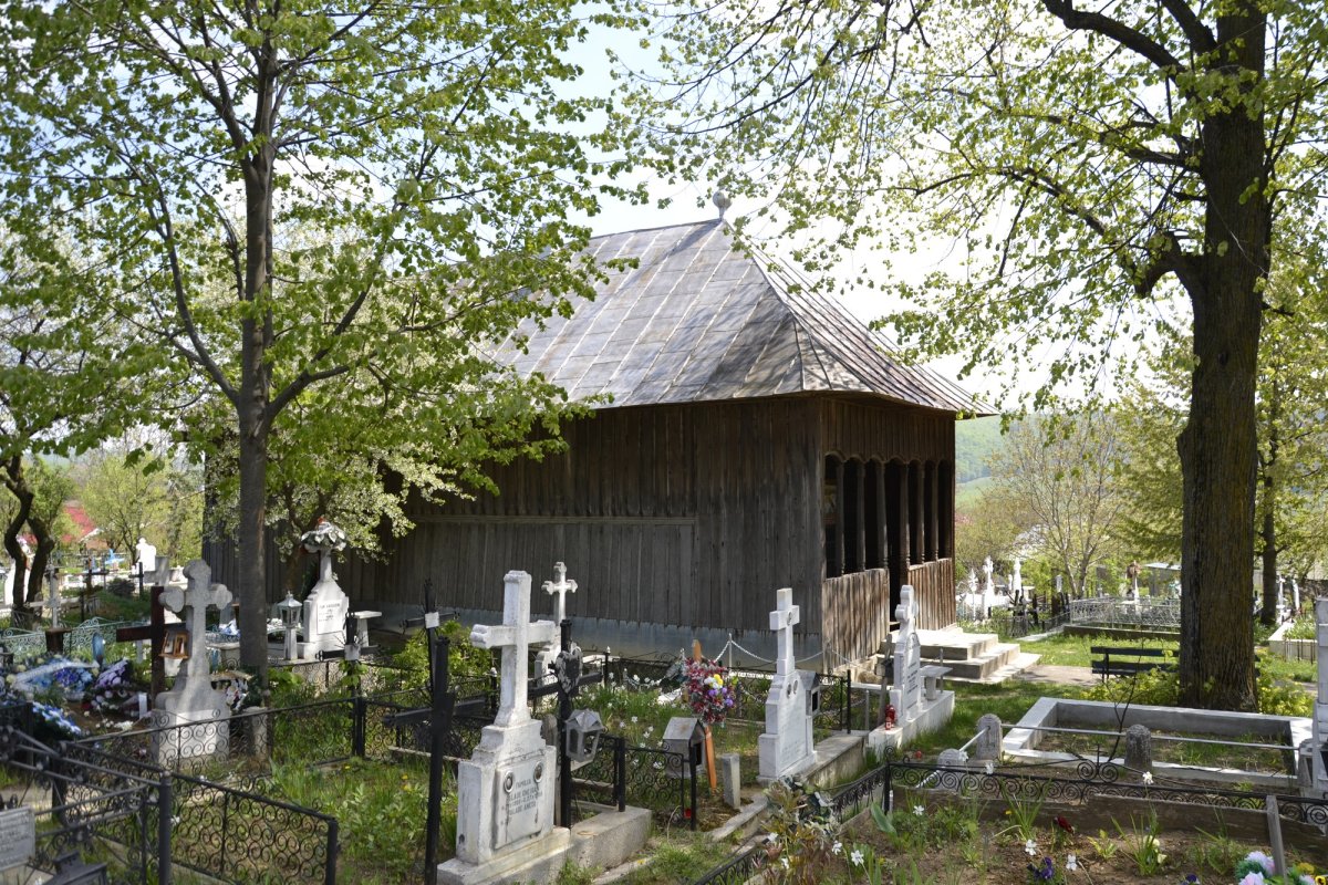 Lipova, o poveste despre bârne, grație și simplitate 70589