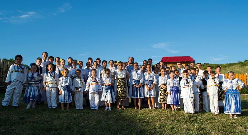 Festivalul Românilor de Pretutindeni la Covăsânţ 70562