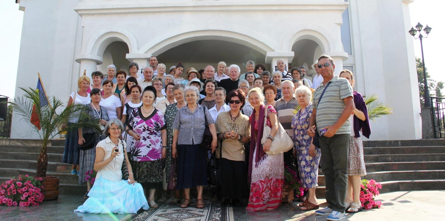 Pelerini la locurile sfinte din Ţara Năsăudului 70553