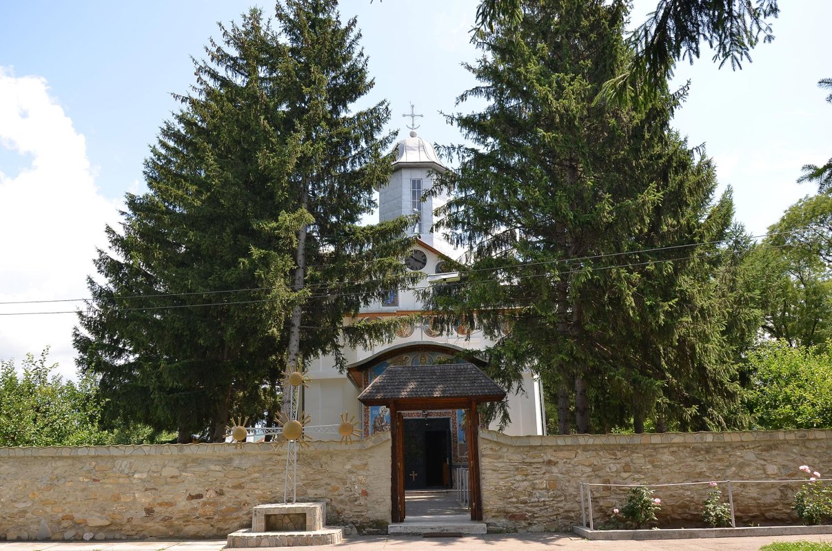 Drajna de Jos, chipul veșniciei într-o parohie de țară 70478