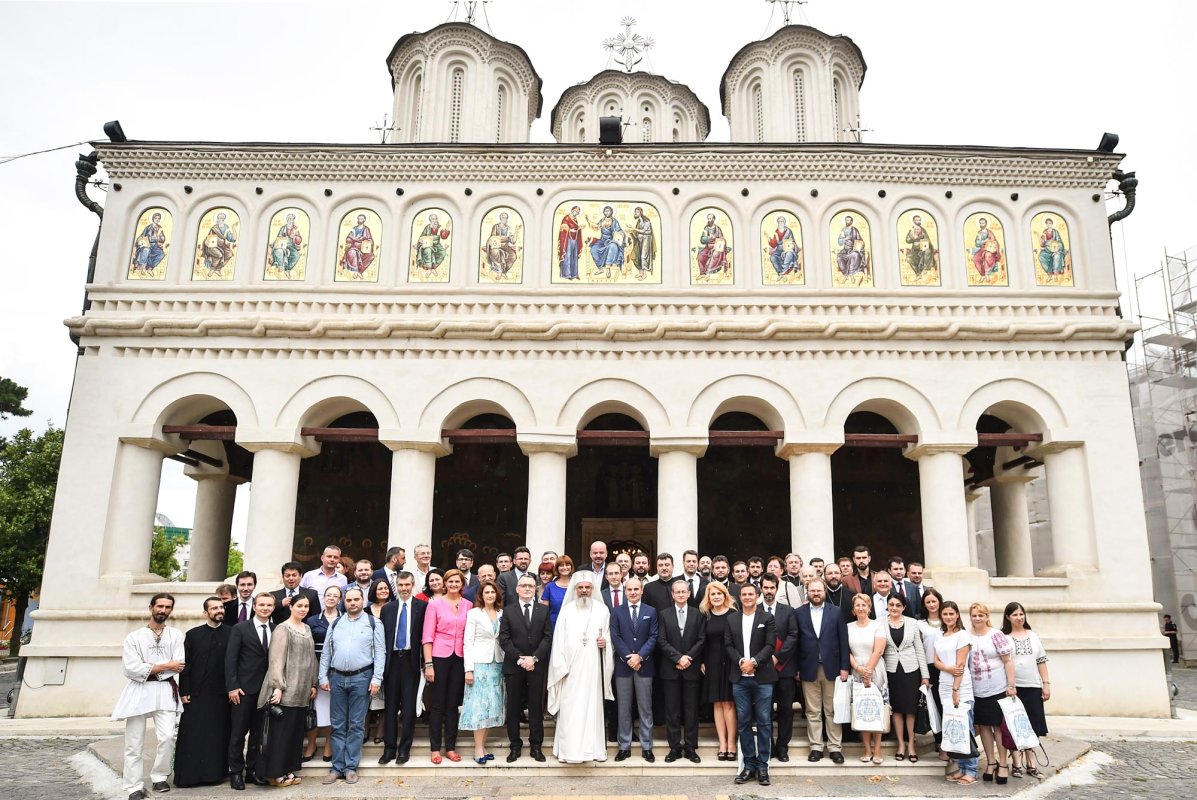 Recunoştinţă şi binecuvântare pentru susţinătorii orei de Religie 70483