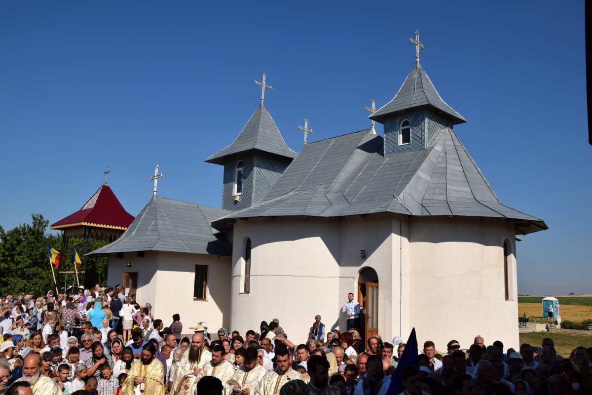 „Corabia vieţii noastre trebuie să-L poarte într-însa pe Hristos“ 70446