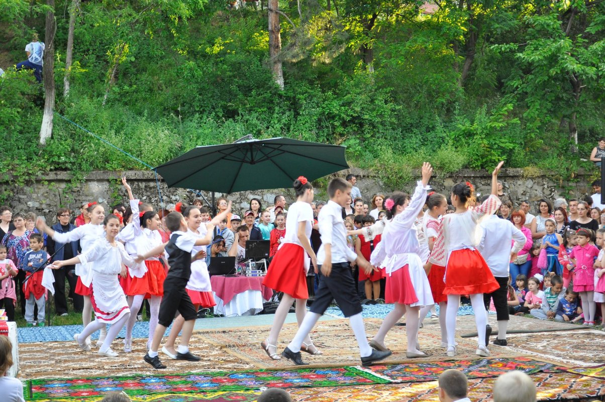 Viaţa de familie între criza socială şi criza morală 70452