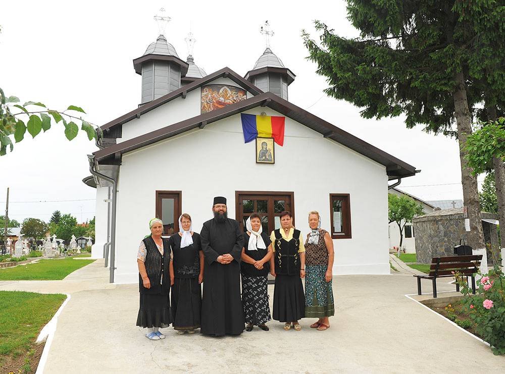 La Lipănești, biserica este locul emblematic al satului  70413