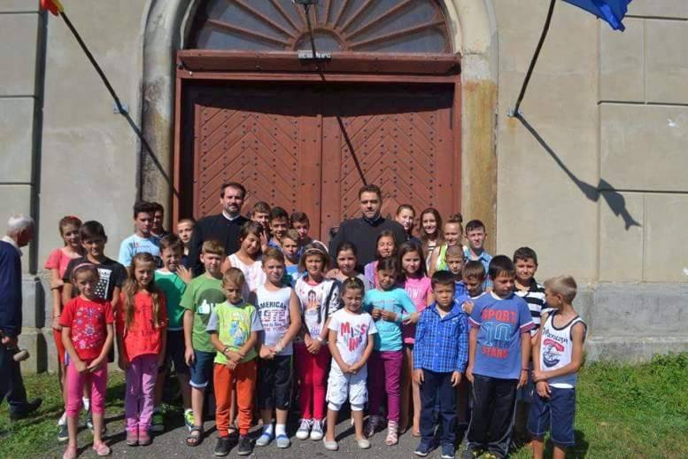 Şcoală de vară în Parohia Văleni 70385