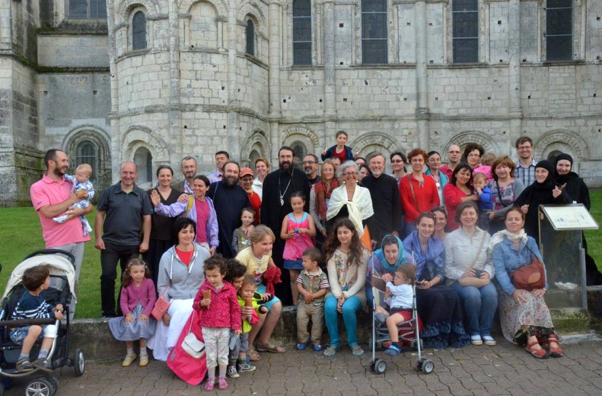 Tabără de vară pentru familii la Saintes, Franţa 70417