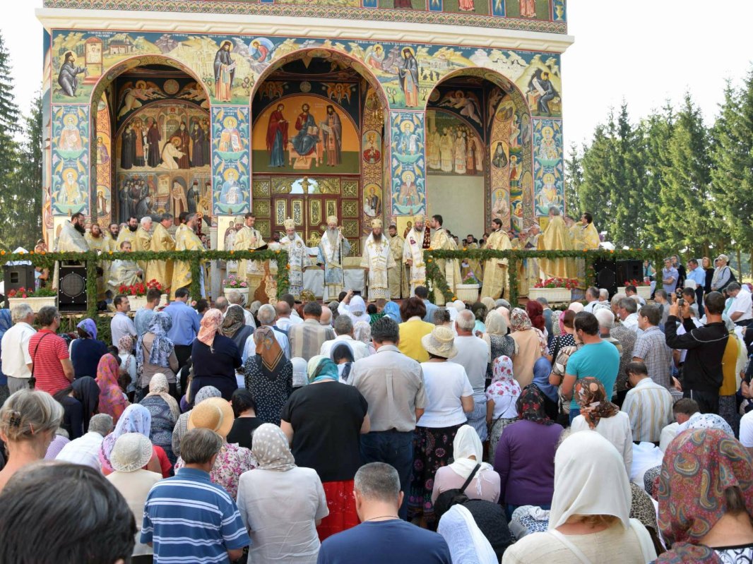 „Să-l rugăm pe Sfântul Ioan să se întoarcă acasă!“ 70380