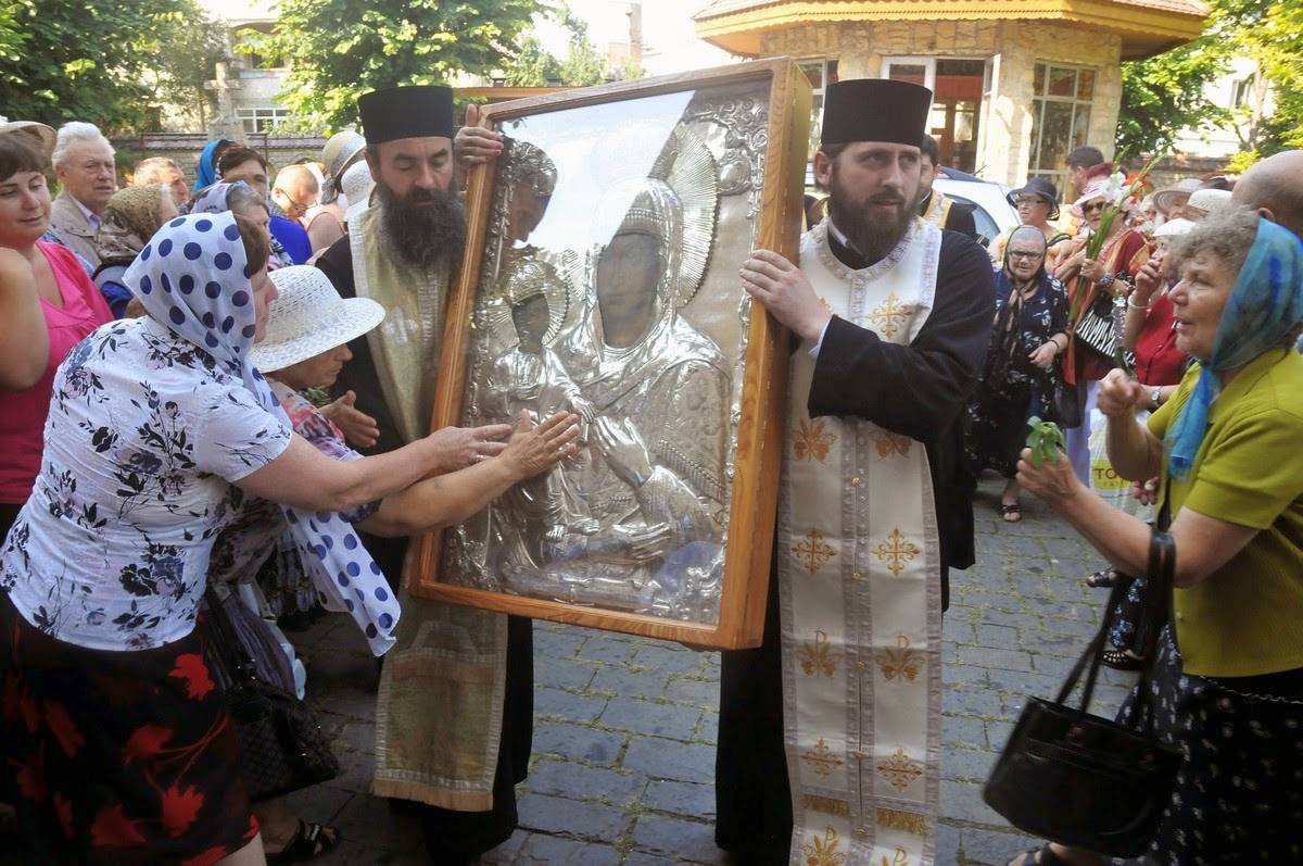 Sărbătorile Precistei, la Bacău 70382