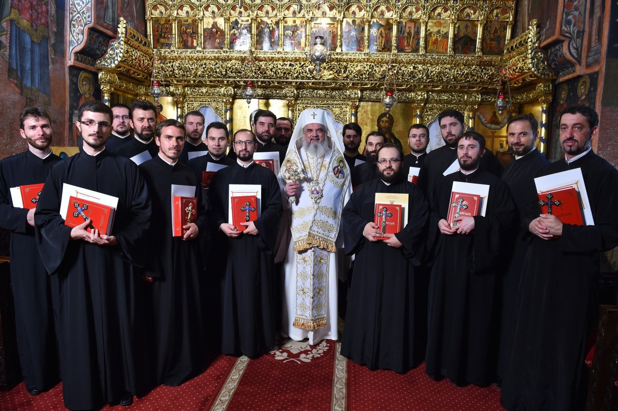 Noi preoți duhovnici în Arhiepiscopia Bucureștilor 70346