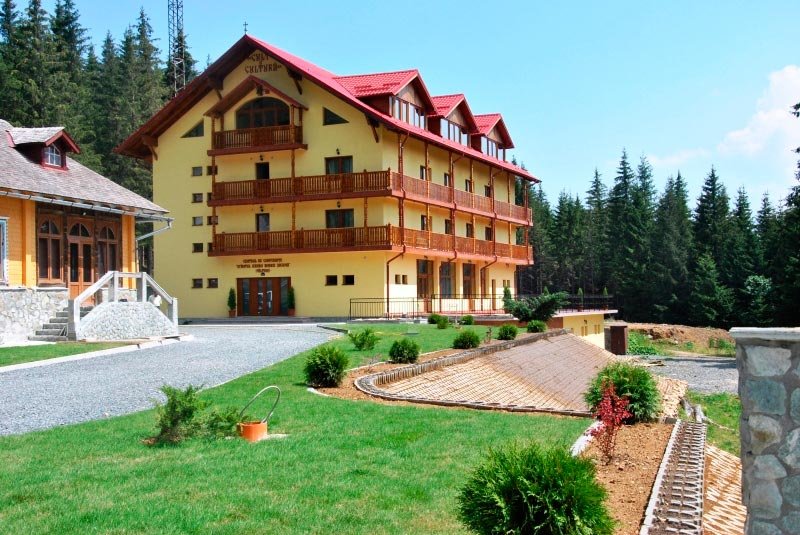 Simpozion naţional misionar la Păltiniş 70308