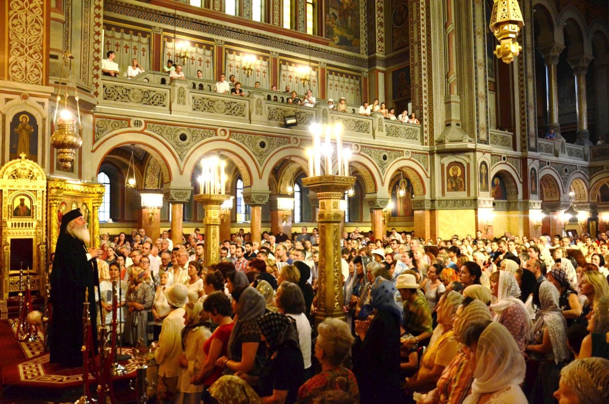 Slujiri arhierești și vizite pastorale 70292