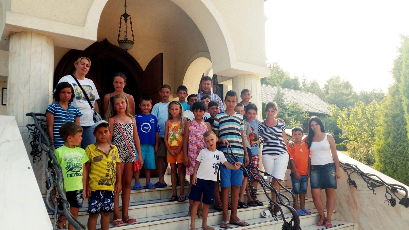 Vacanţă pentru copiii de la Centrul de zi din Războieni, Alba 70269