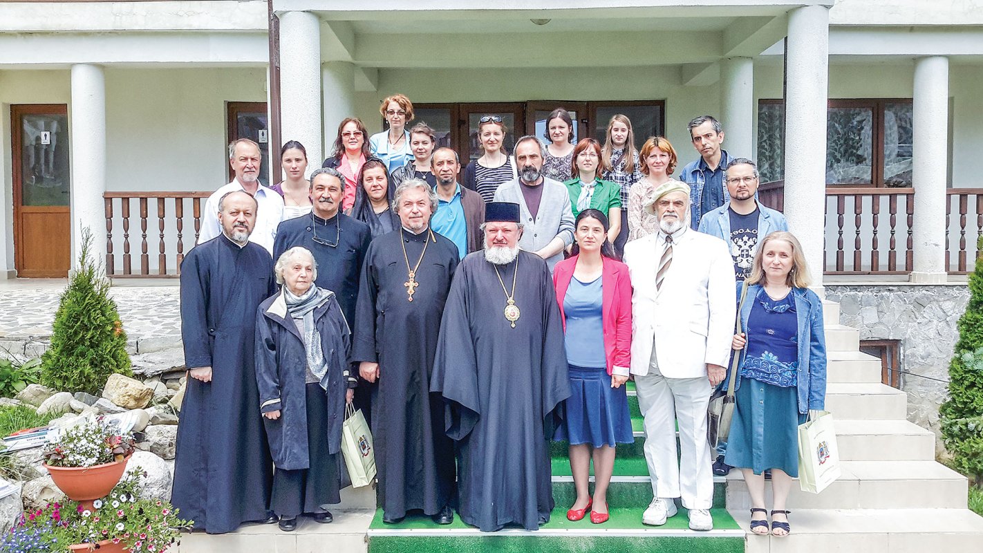 „Ridicat-am ochii mei la munți“ 70205