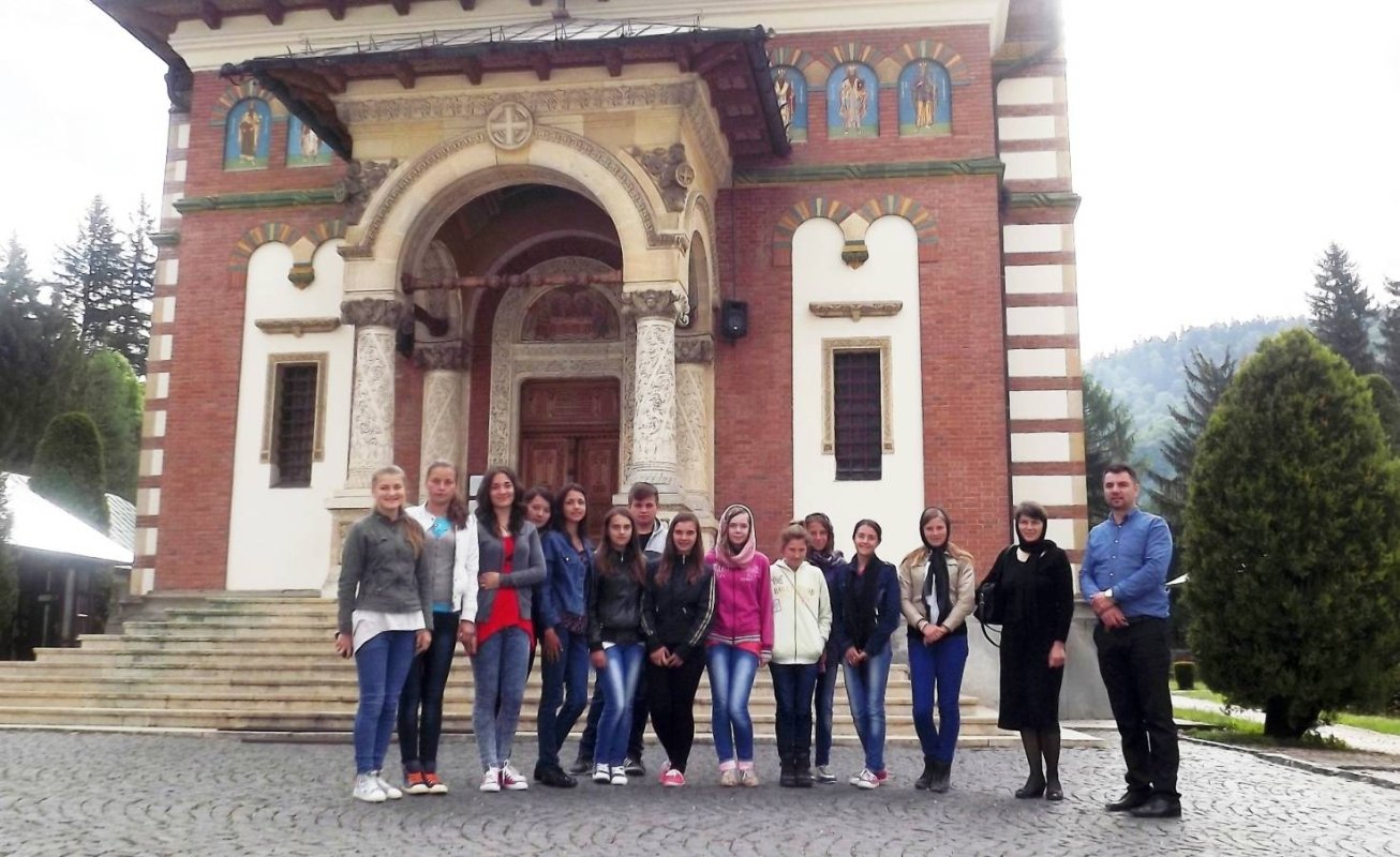 Pelerinaj pentru grupa de cateheză a Parohiei Barcani, Covasna   70147