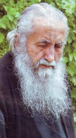 Pomenirea arhimandritului Gavriil Stoica de la Mănăstirea Zamfira 70114