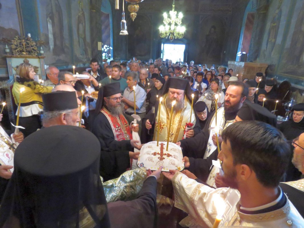 Pomenirea unui cunoscut slujitor al Arhiepiscopiei Bucureştilor  70065