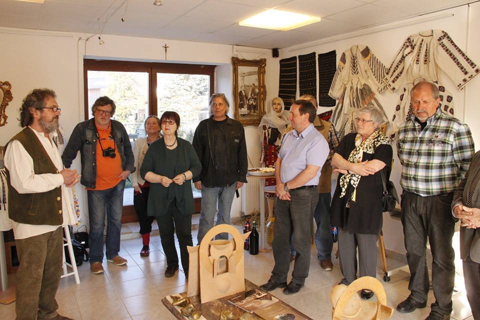 Expoziţie de artă şi pictură religioasă la Târgu-Jiu 70023