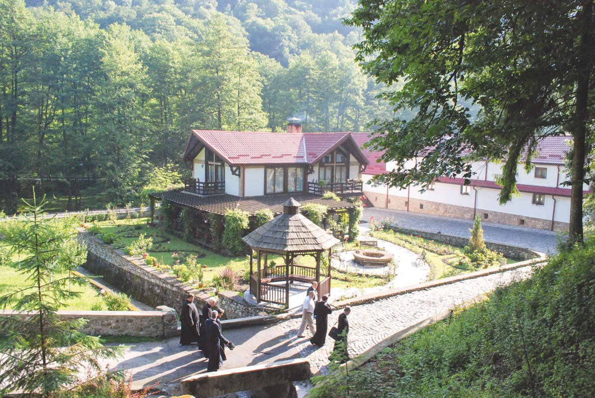 Cursuri clericale la Tismana 70002