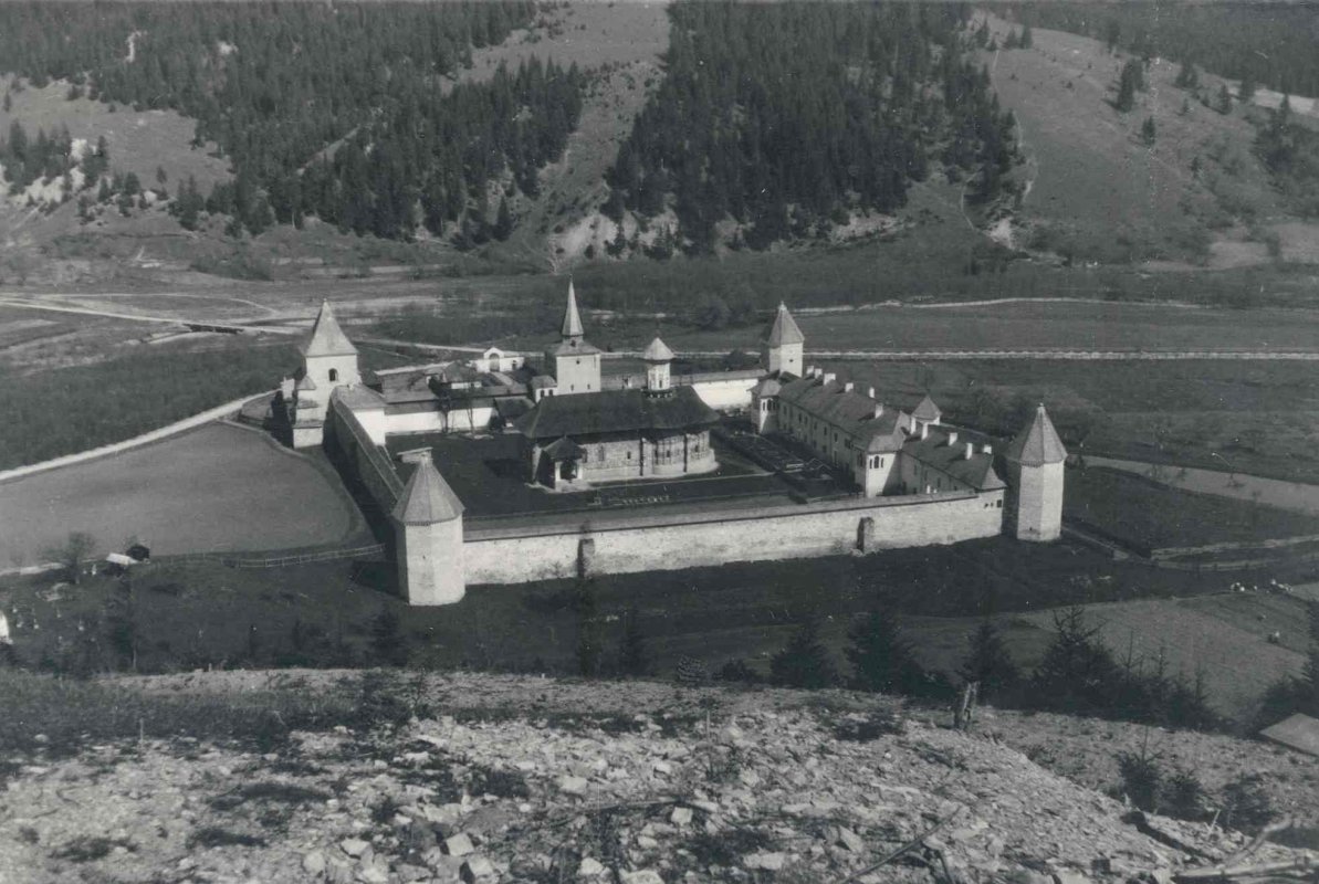 Monahismul românesc la începutul regimului „democrat-popular” (LV) 69942