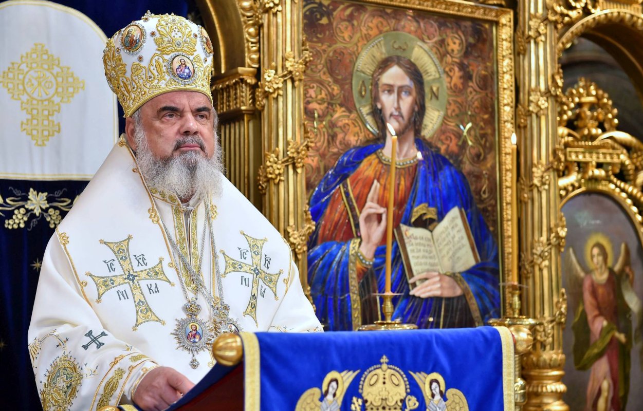 Toți suntem chemați să cultivăm via Domnului 69939